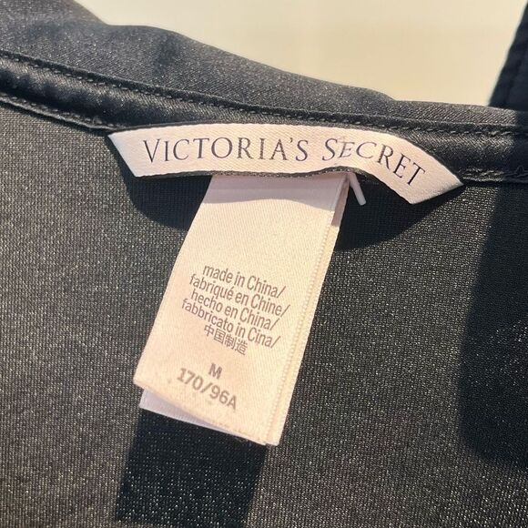 Victorias Secret Velour Sequin Sparkly Button Down Pajama Top Size Medium Black - Picture 4 of 4